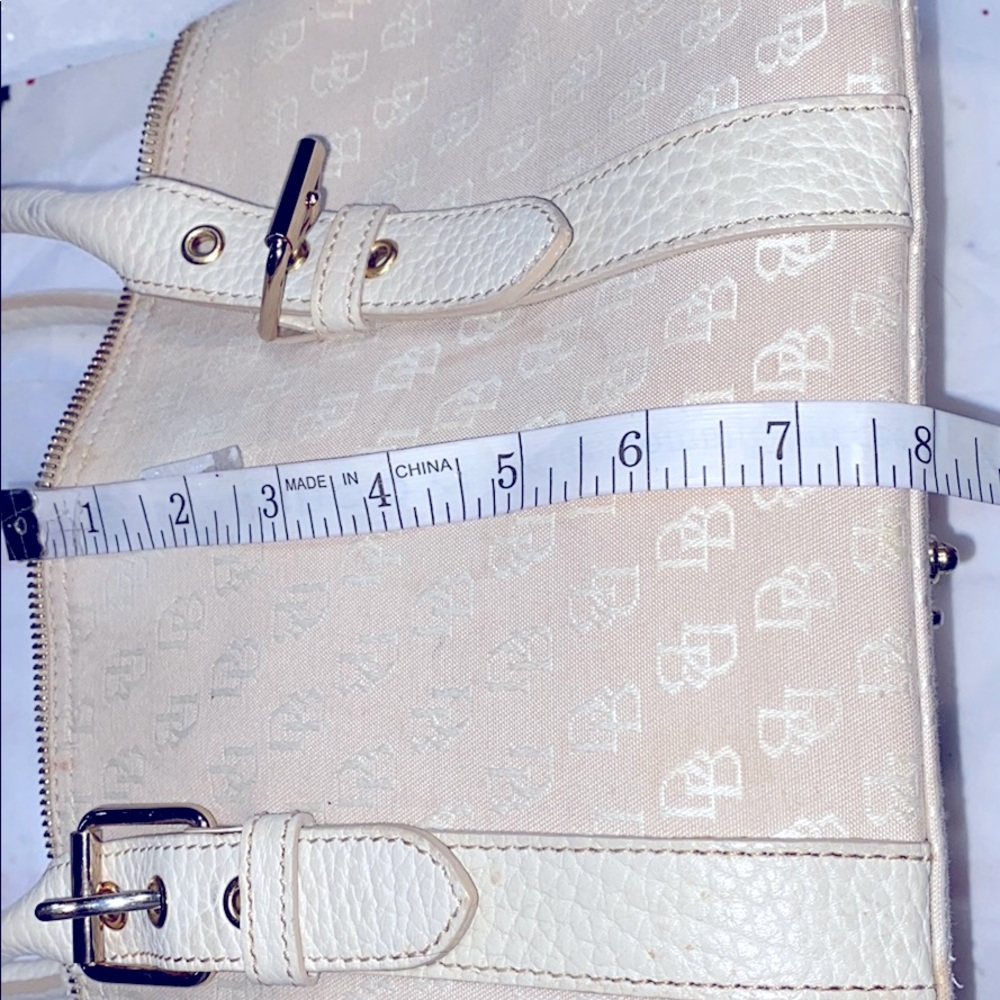 Dooney & Bourke signature satchel bag cream ivory - Picture 15 of 16